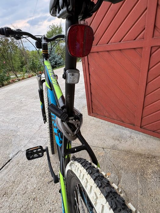 Vand bicicleta pe care am folosito de 2 ori