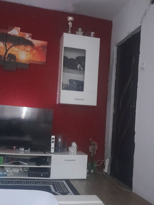 Vând mobila dormitor