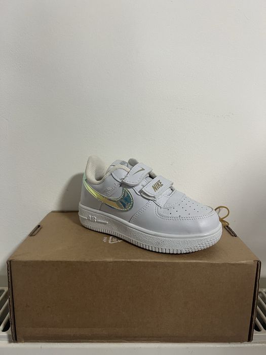 Ghete si adidasi. Copii redusi la 80 lei