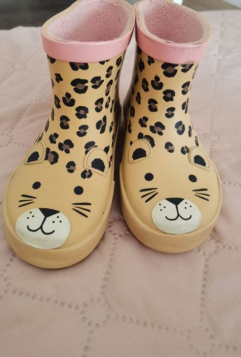 якенца и ботушки за момиче