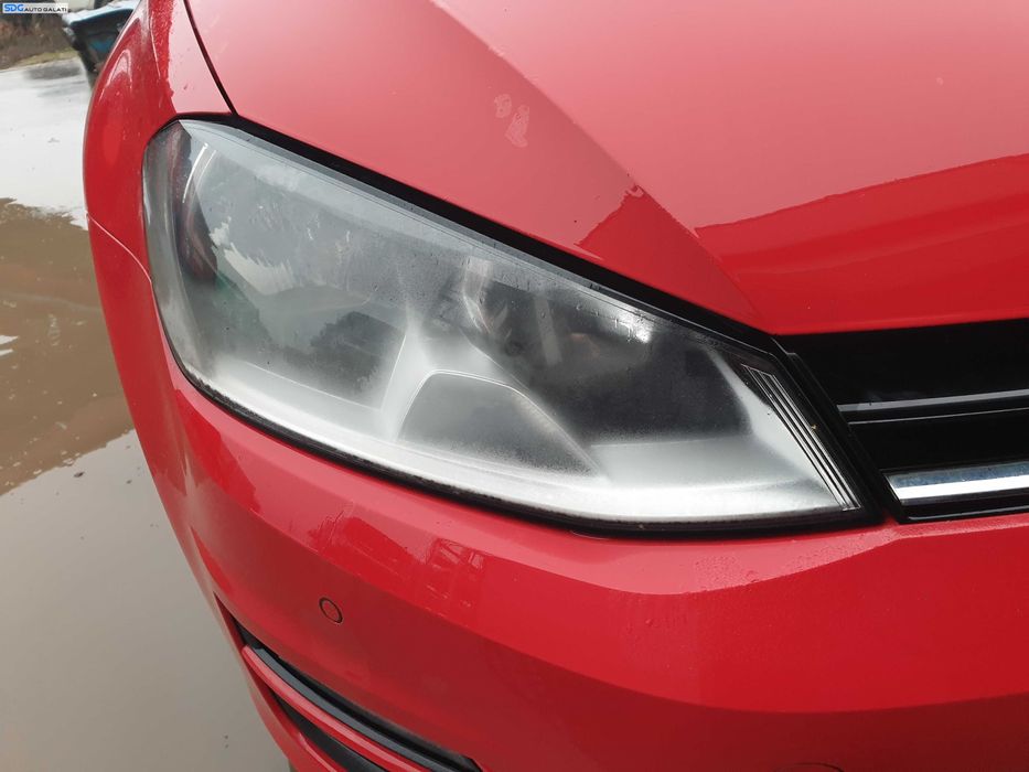 Far Faruri Dreapta cu Halogen Volkswagen Golf 7 2013 - 2017 [Q0431]
