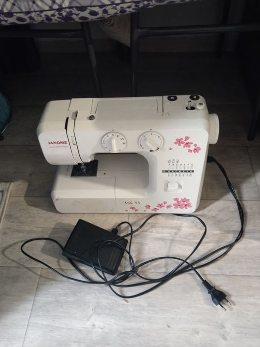 Срочно продам швейная машинка