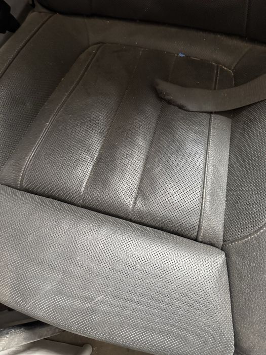 Предни седалки с подгрев и обдухване за бмв г30 г31