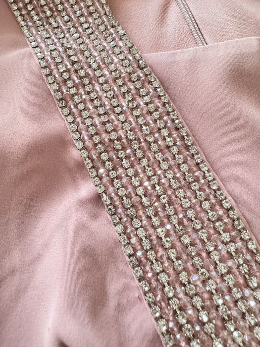 Нарядное платье