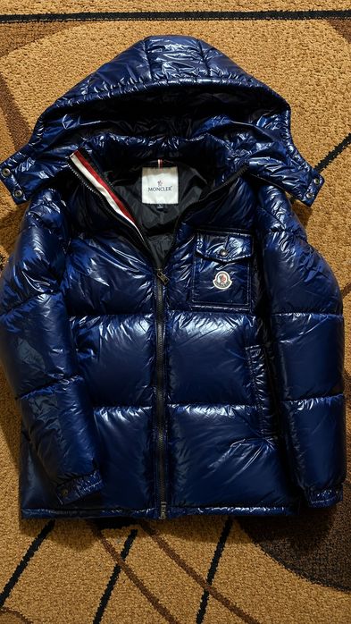Moncler puffer dark blue