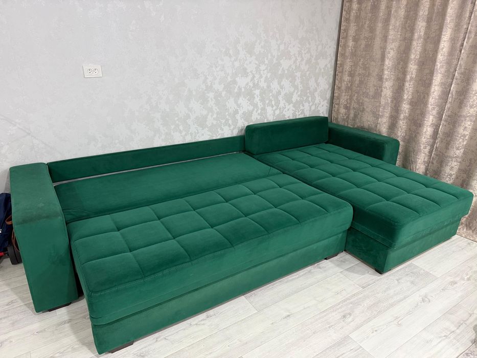 Продам диван, состояние хорошее.
