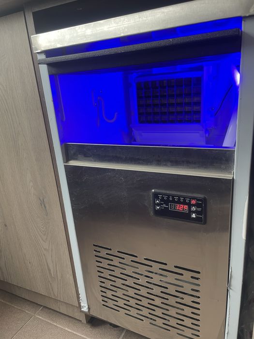 Masina de facut gheata