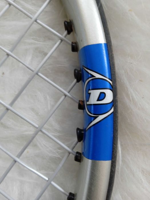 Хилки за тенис продавам