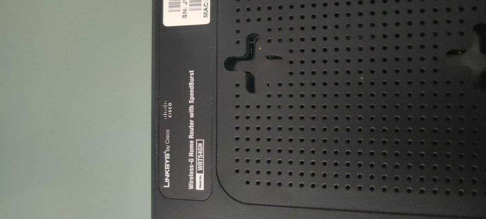 Безжичен рутер Linksys WRT54GH Wireless-G плюс адаптор