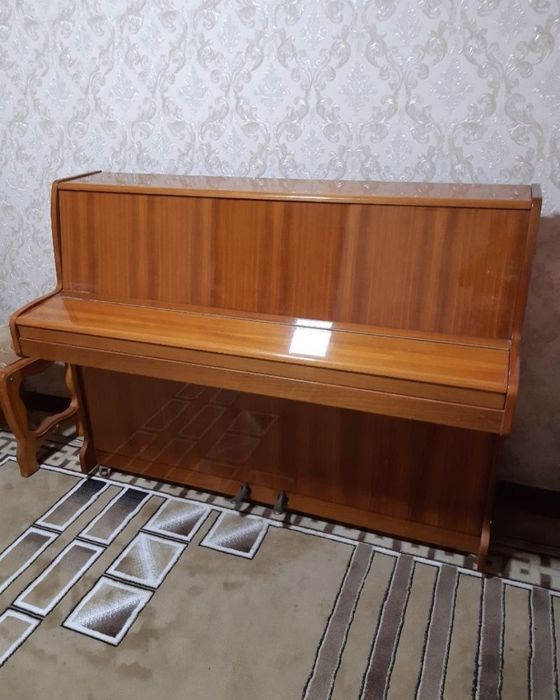 Продаётся (шикарный) фортепиано Зиммерман