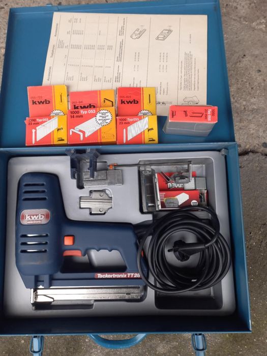 Електрически такер