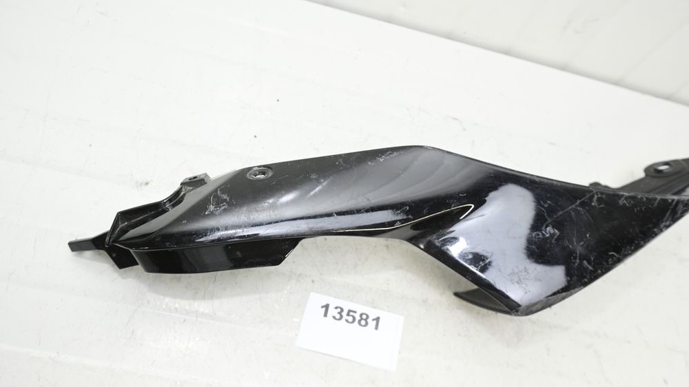 Carena Codita Spate Dreapta Yamaha YZF R7 2022 - 2025