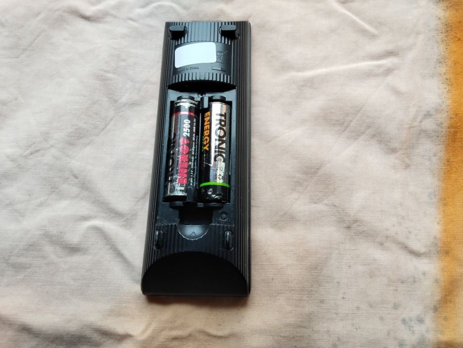 Оригинално дистанционно управление за двиди плеъри и рисиивъри на SONY