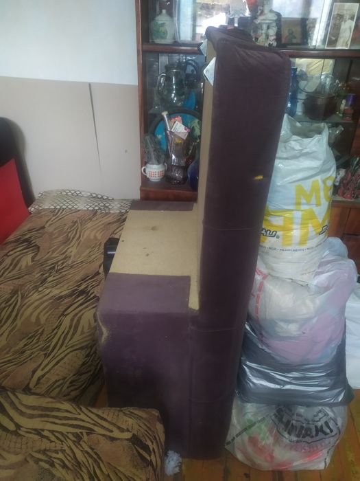 Отдам даром диваны кресла