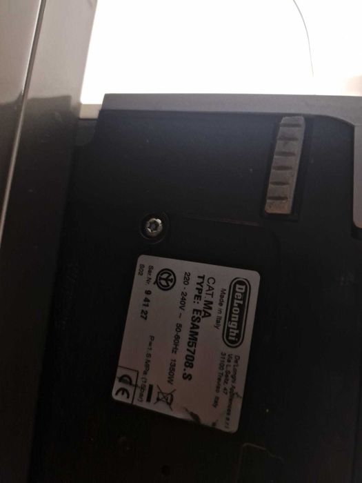 Expresor Delonghi ESAM5708.S