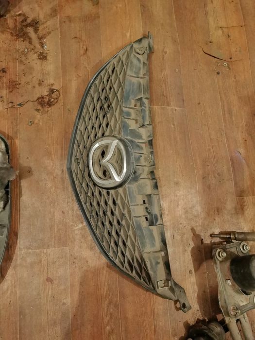 Мазда 6 GG, крышка двигателя RF5C.