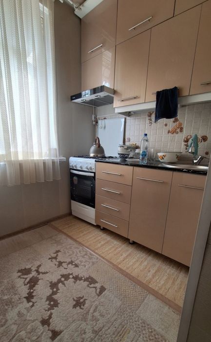 1 хонали ижарага берилади