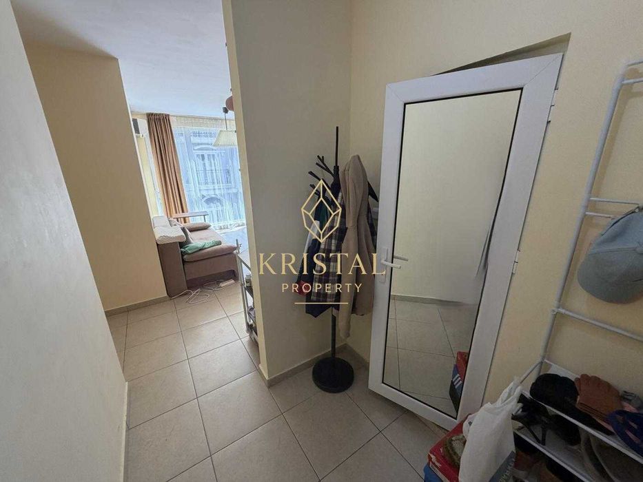 Продава се Двустаен апартамент в к.к. Слънчев бряг - 47 кв.м за 749 €/кв.м - Снимка #5