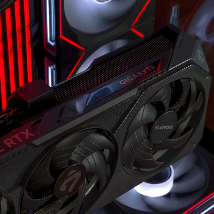 Эксклюзивный игровой ПК — Stealth BTF Build RTX 5070 + 9800X3D