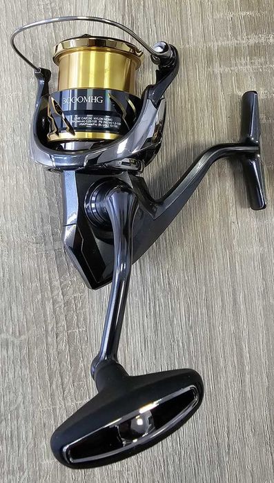Спининг макара Shimano Twinpower 3000MHG + резервна шпула