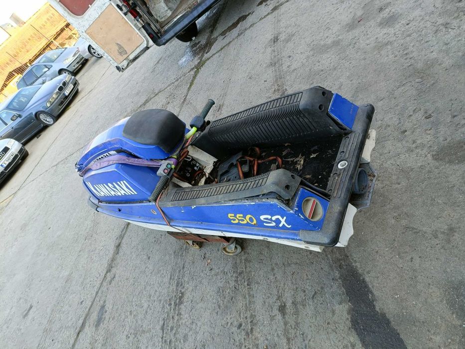 Джет Кавазаки правостоящ