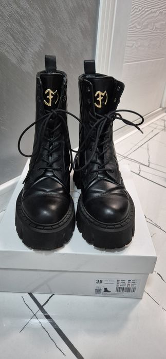 Боти  естесвена кожа Eva Minge