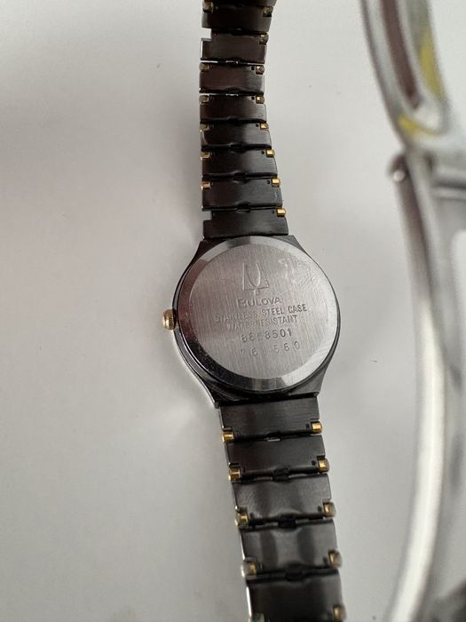Ceas Vintage Bulova Super Seville Quartz 32mm