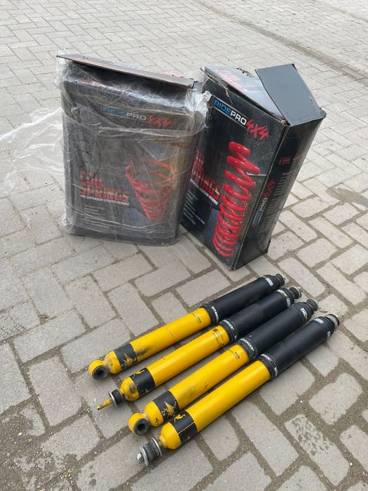 Продам ARB OLDMAN EMU лифт подвеску на Toyota Land Cruiser 105/80