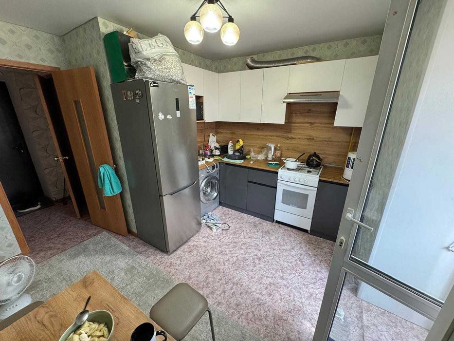 Продажа 1-комнатной квартиры юбилейная 8