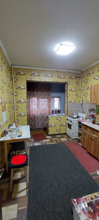 2 ком. квартира (65 м²) на 1 этаже, 2/1/9. Сергели 2. Метро - 500 м