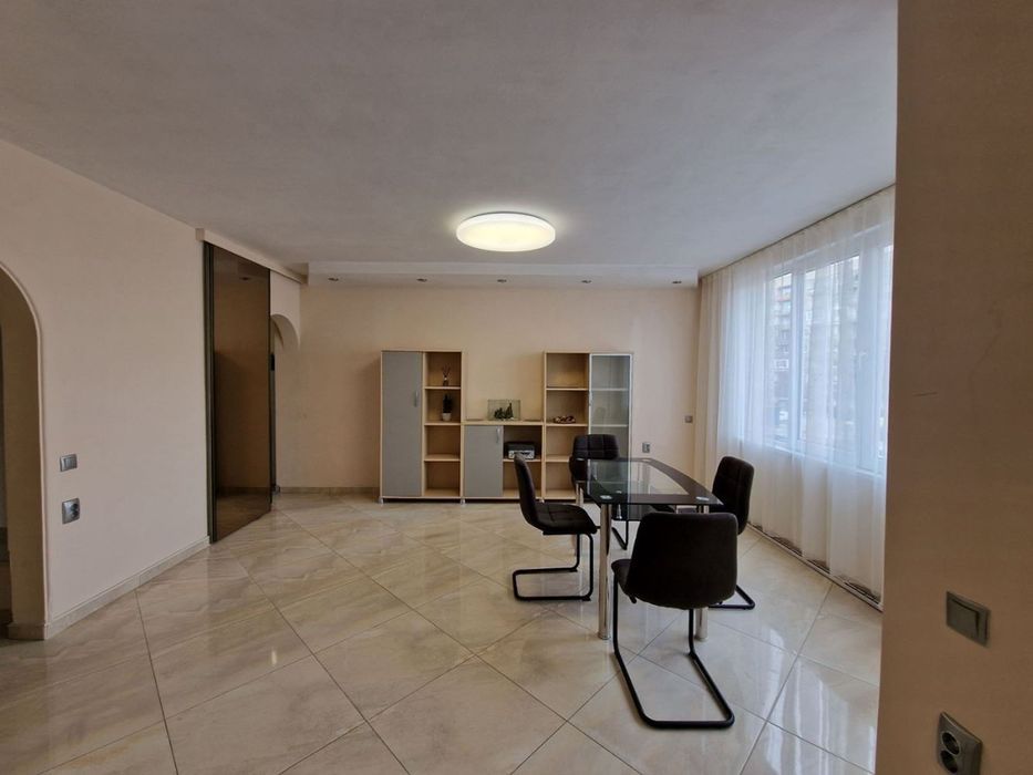 Дава се под наем Двустаен апартамент в София, Редута - 67 кв.м за 597.21 € - Снимка #1