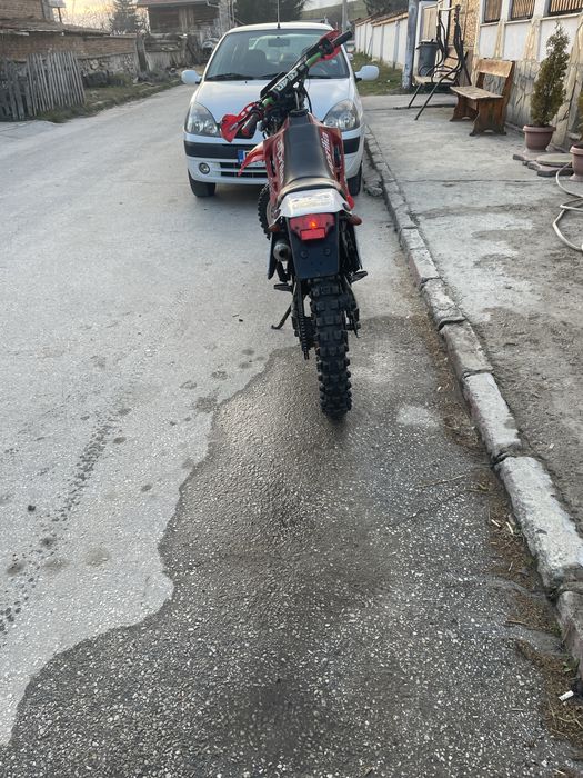 Ендуро apriliq 90 cc 2T