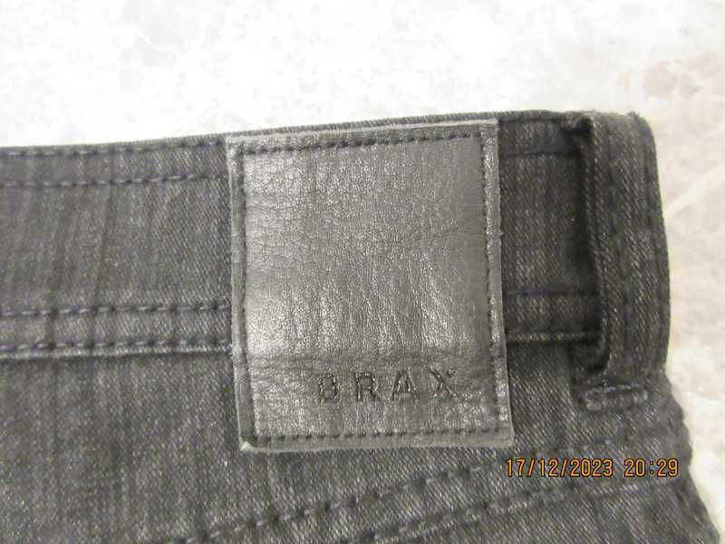 Blugi Brax Carlos Talie 31/80 cm.