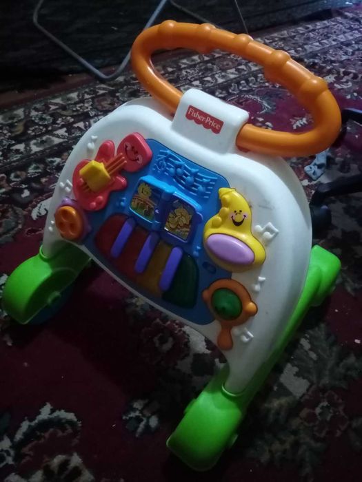 Продавам  бебешка проходилка