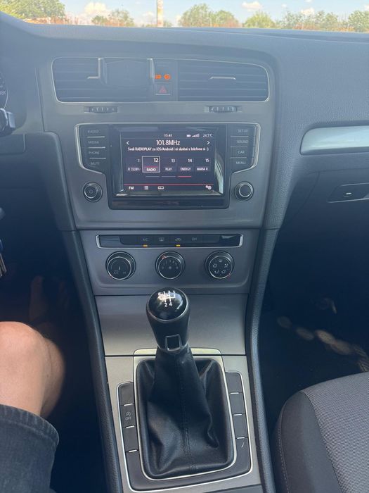Golf  7 1.2 benzina an 2013