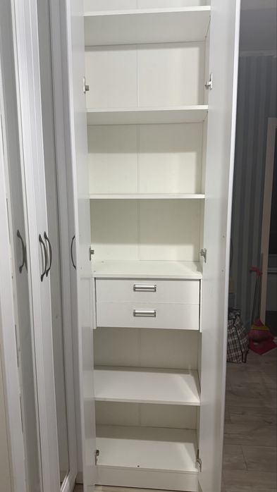 Г-образная прихожая