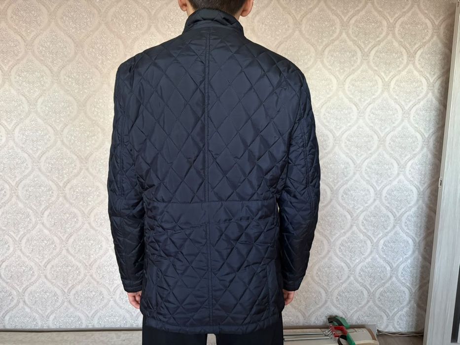 Продаю осенние мужские куртки