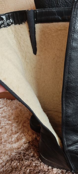 Продам зимние сапоги Rieker