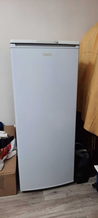 Холодильник Бирюса
