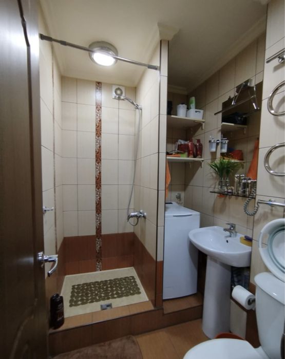 1 ком район Каравана 2в5 РЕМОНТ