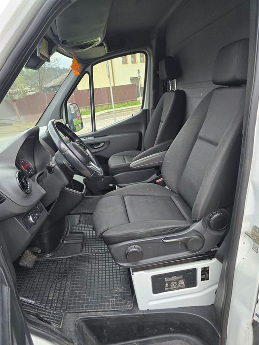 Mercedes Sprinter 316, cutie automata
