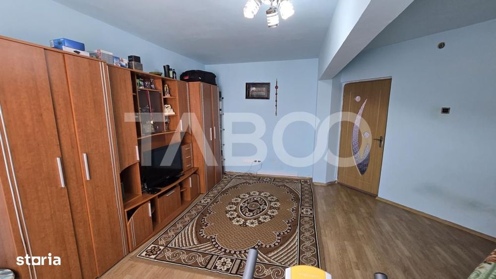 Apartament de vanzare 2 camere decomandate in zona Parcului din Strand