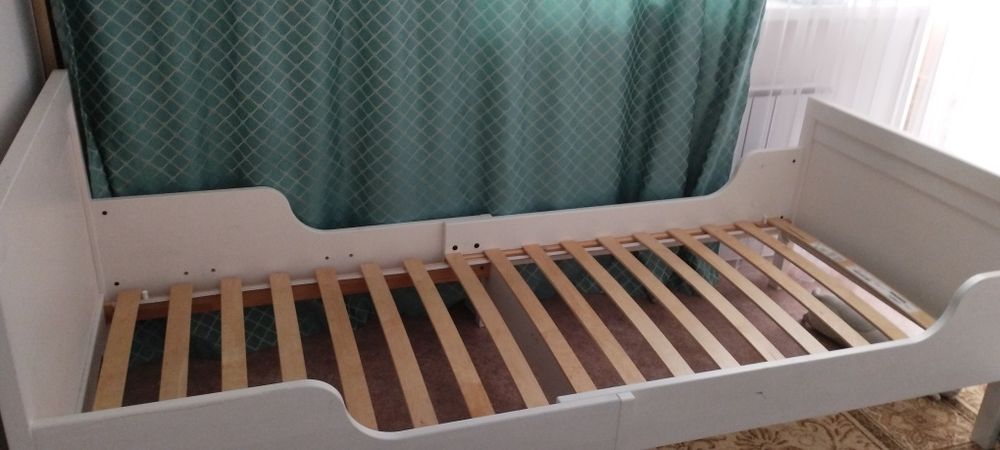Кровать белая Икеа