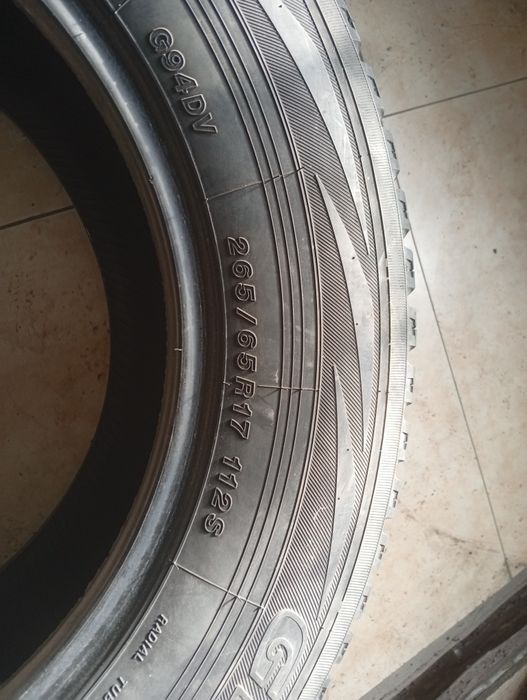 Продам комплект авто шин