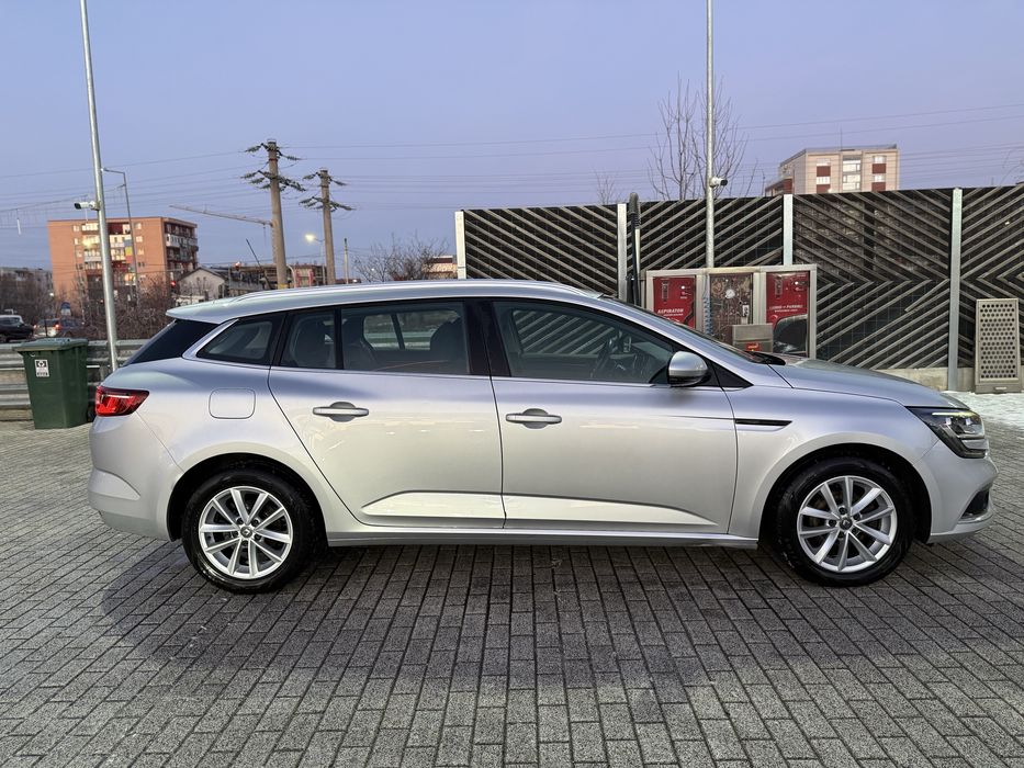 Renaul Megane 4 Automat 1.5 dci impecabil
