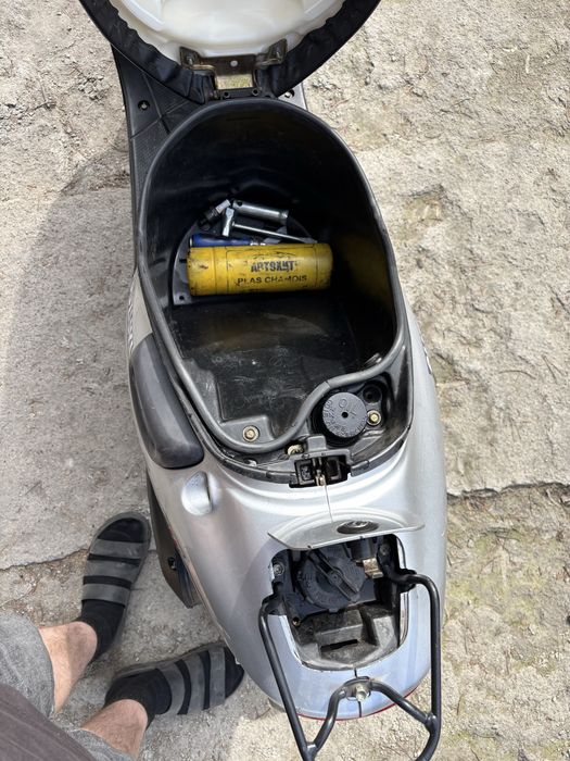 Мопед suzuki lets 2