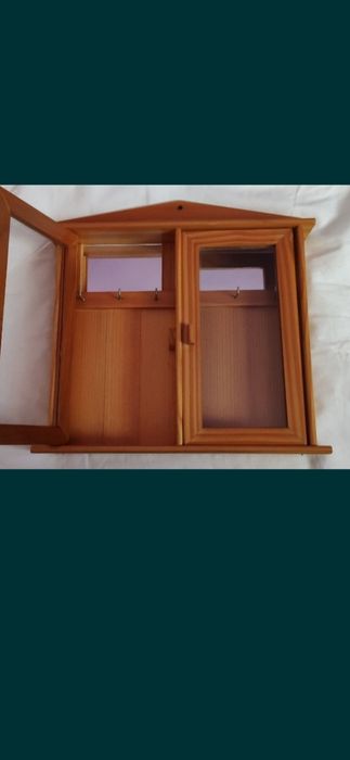 Suport chei din lemn