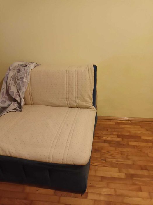 продаваме разтегателен/фотьойл легло с желязна конструкция