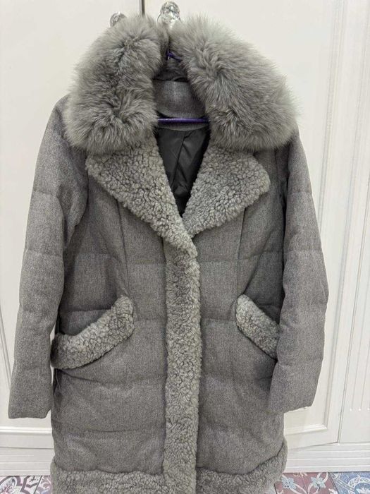 Продам куртку теплую модную