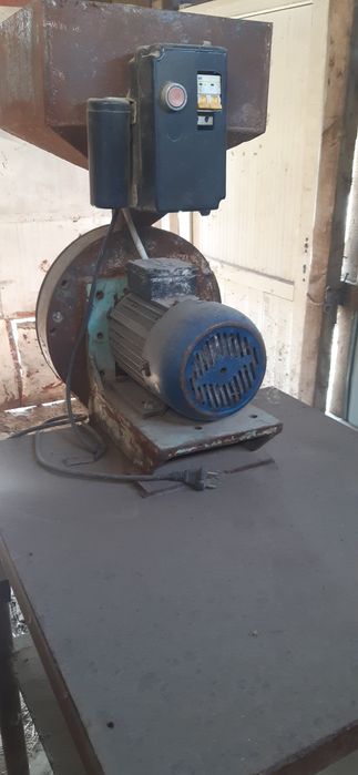 Дробилка с алмазными зубами